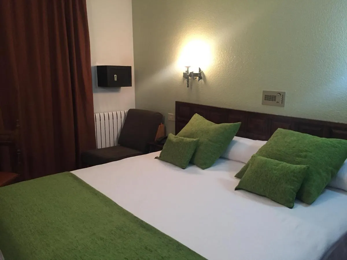Hotel Folch Sant Julia de Loria 3*,  Andorra
