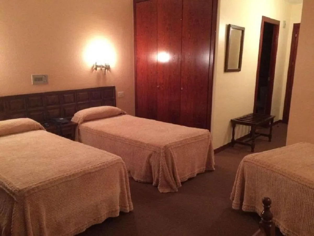 Hotel Folch Sant Julia de Loria