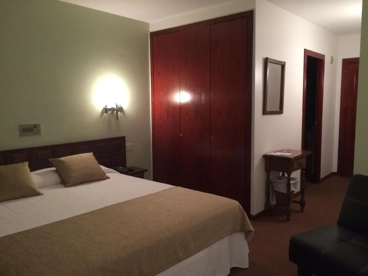 Hotel Folch Sant Julia de Loria