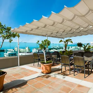 Hotel Monarque El Rodeo ***